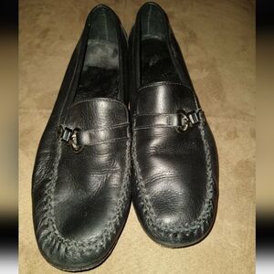 Coach Italian Leather loafers Size 7B
